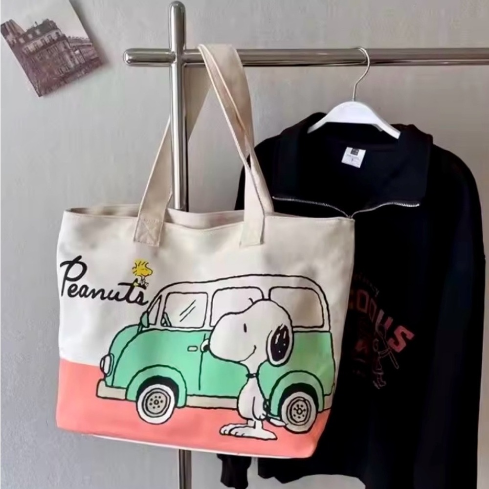 New Peanuts Snoopy Canvas Tote Bag - Cream and Green